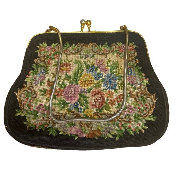 Vintage Tapestry Black Floral Needlepoint Purse Clutch Chain Strap Kiss Clasp - Picture 4 of 7
